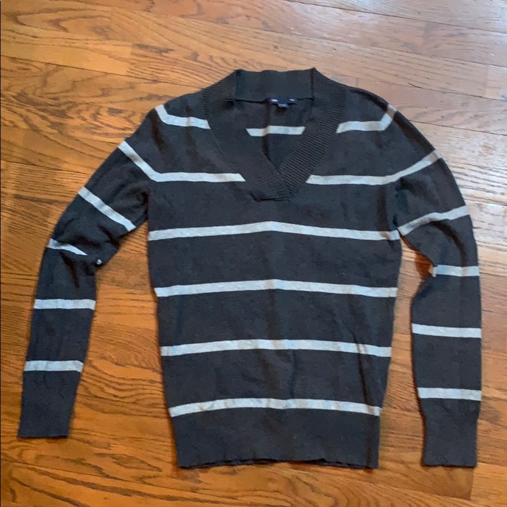 Gap Gray Sweater
